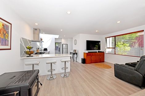 Photo of property in 133 Estuary Road, South New Brighton, Christchurch, 8062