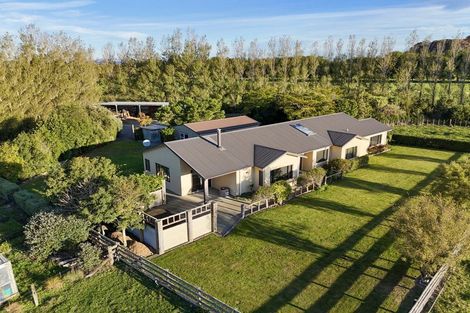 Photo of property in 438 Matahiwi Road, Matahiwi, Masterton, 5888