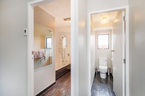 Photo of property in 25 Mcleavey Drive, Kelvin Grove, Palmerston North, 4414