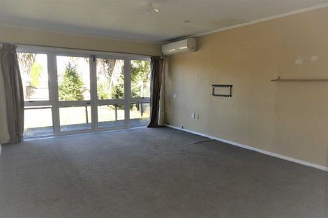 Photo of property in 22 Balgay Street, Upper Riccarton, Christchurch, 8041
