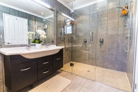 Photo of property in 117 Neplusultra Street, Cromwell, 9310