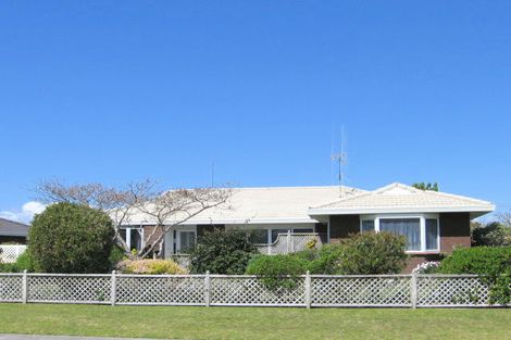 Photo of property in 1 Boronia Place, Mount Maunganui, 3116