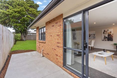 Photo of property in 94a Palmers Road, Clendon Park, Auckland, 2103