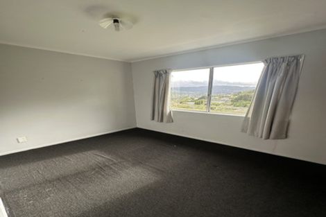 Photo of property in 10 Monmouth Way, Wilton, Wellington, 6012