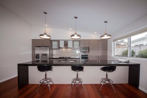 Photo of property in 10 Edington Grove, Churton Park, Wellington, 6037