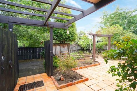 Photo of property in 1/13 Armadale Road, Remuera, Auckland, 1050