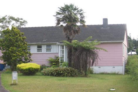 Photo of property in 13 Hill Crescent, New Lynn, Auckland, 0600