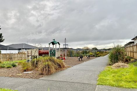 Photo of property in 6 Black Beech Crescent, Takanini, 2110