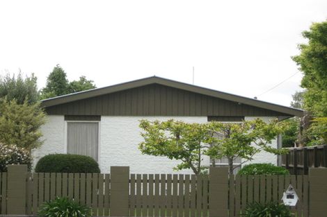 Photo of property in 148 Grimseys Road, Redwood, Christchurch, 8051