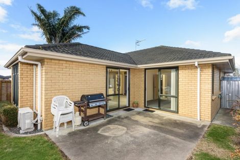 Photo of property in 718 Gloucester Road, Papamoa Beach, Papamoa, 3118