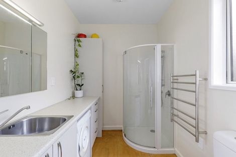 Photo of property in 5 Meadows Avenue, Waiwhetu, Lower Hutt, 5010