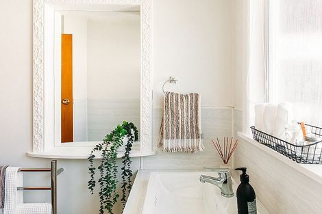 Photo of property in 17 Ottawa Road, Ngaio, Wellington, 6035