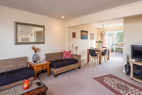 Photo of property in 72 Cunliffe Street, Churton Park, Wellington, 6037