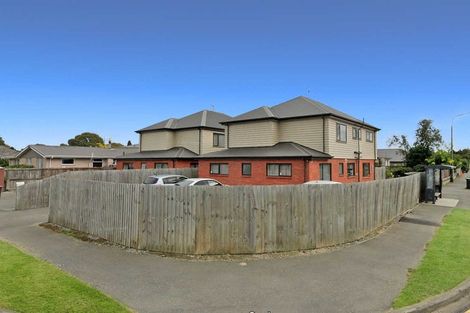 Photo of property in 2 Janet Street, Upper Riccarton, Christchurch, 8041