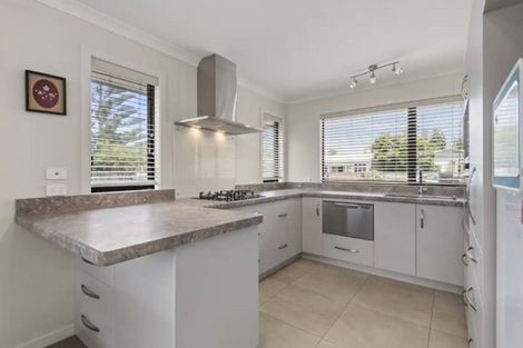 Photo of property in 39 Shamrock Street, Takaro, Palmerston North, 4412