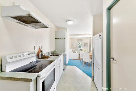 Photo of property in Palm Grove Apartments, 9/13c Palm Grove, Berhampore, Wellington, 6023