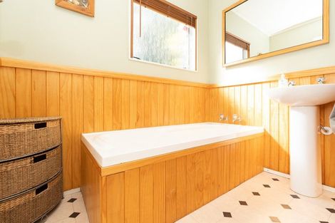 Photo of property in 33 Pohutukawa Drive, Pukete, Hamilton, 3200