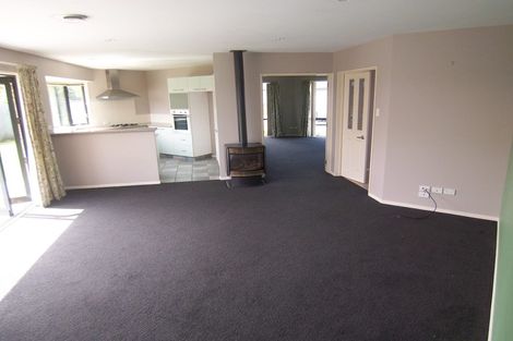 Photo of property in 32 Shearwater Drive, Woolston, Christchurch, 8023