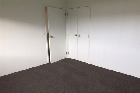 Photo of property in 10 Captain Scott Road, Glen Eden, Auckland, 0602