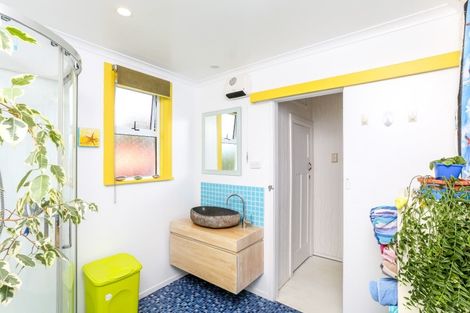 Photo of property in 17 Record Street, Fitzroy, New Plymouth, 4312