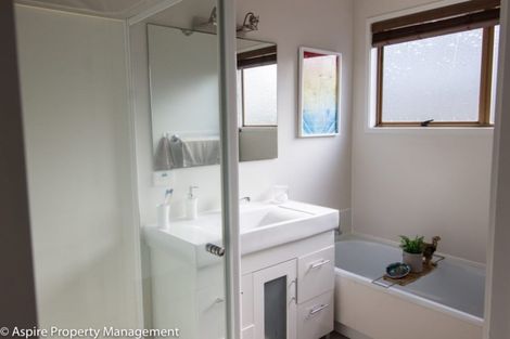 Photo of property in 1/8 Bayswater Avenue, Bayswater, Auckland, 0622