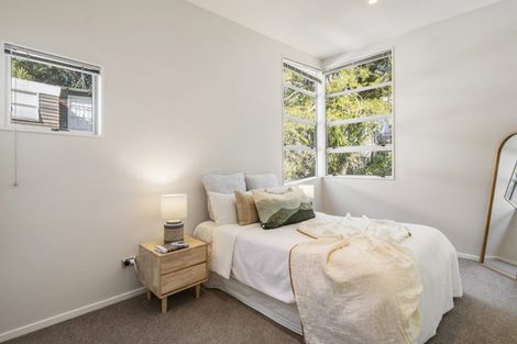 Photo of property in 6 Zion Road, Birkenhead, Auckland, 0626