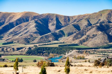 Photo of property in 2 Miharo Lane, Queensberry, Cromwell, 9383