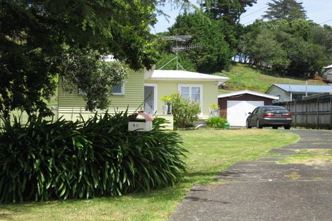 Photo of property in 94 Coronation Road, Mangere Bridge, Auckland, 2022