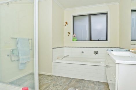 Photo of property in 32 Bentley Rise, Flagstaff, Hamilton, 3210