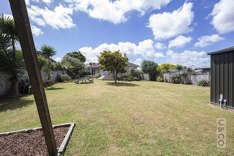 Photo of property in 41 Riverhead Road, Kumeu, 0810