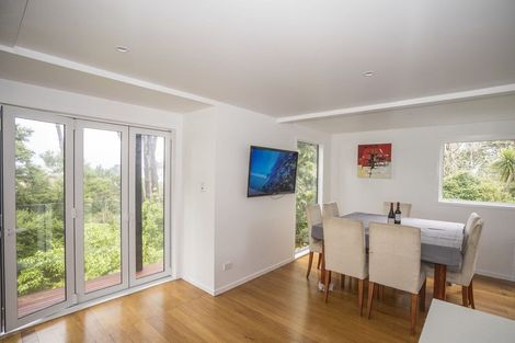 Photo of property in 28 Blundell Place, Chatswood, Auckland, 0626