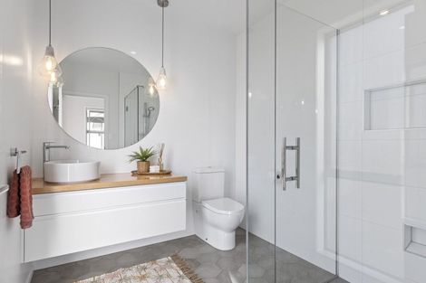 Photo of property in 8 Bernora Crescent, Bombay, 2675