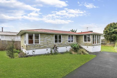 Photo of property in 10 Olive Street, Manurewa, Auckland, 2102