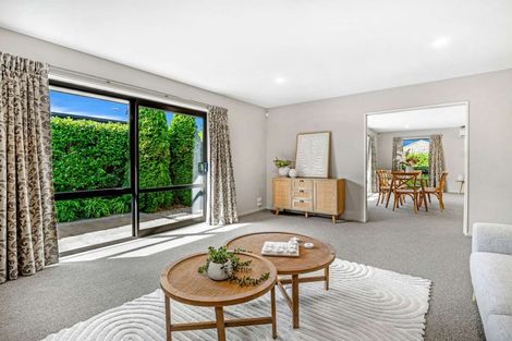 Photo of property in 38 Meyer Crescent, Halswell, Christchurch, 8025