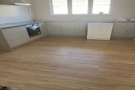 Photo of property in 11 Grimseys Road, Redwood, Christchurch, 8051