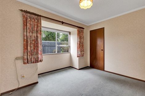 Photo of property in 34 Heta Road, Highlands Park, New Plymouth, 4312