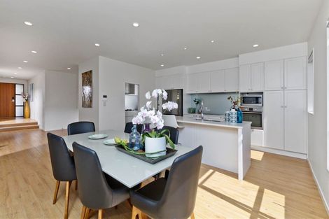 Photo of property in 22 Bridget Court, Red Beach, 0932