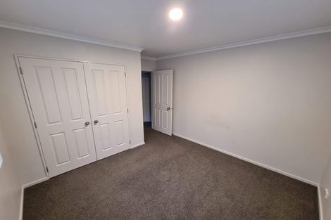 Photo of property in 55 Newbliss Crescent, East Tamaki Heights, Auckland, 2016