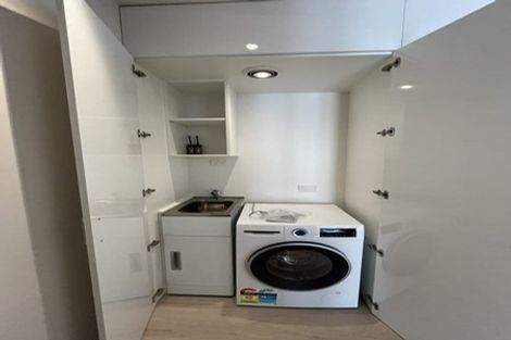 Photo of property in 17/6 Oswald Crescent, Paparangi, Wellington, 6037