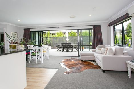 Photo of property in 48b Hamilton Road, Cambridge, 3434