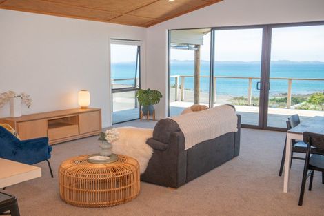 Photo of property in 20 Eagles Way, Cable Bay, 0420