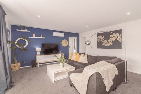 Photo of property in 299a Wainoni Road, Avondale, Christchurch, 8061