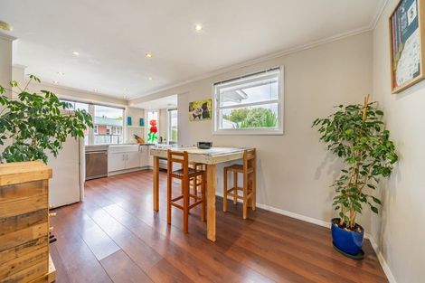 Photo of property in 27a Ebdentown Street, Ebdentown, Upper Hutt, 5018