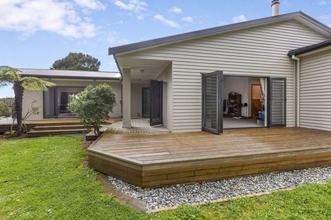 Photo of property in 300 Awai Road, Tarurutangi, New Plymouth, 4372