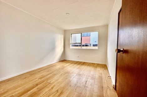 Photo of property in 38 Sharland Avenue, Manurewa, Auckland, 2102