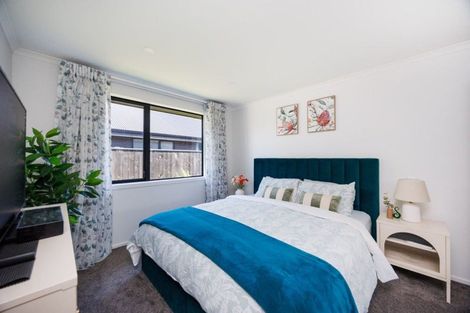 Photo of property in 6 Ivy Lane, Kelvin Grove, Palmerston North, 4414