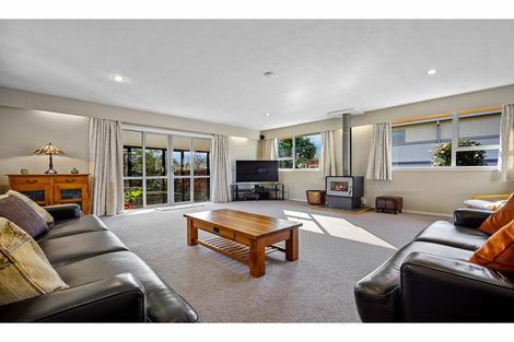 Photo of property in 29a Wyatt Place, Russley, Christchurch, 8042