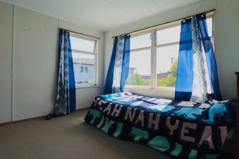 Photo of property in 92a Forrest Hill Road, Forrest Hill, Auckland, 0620