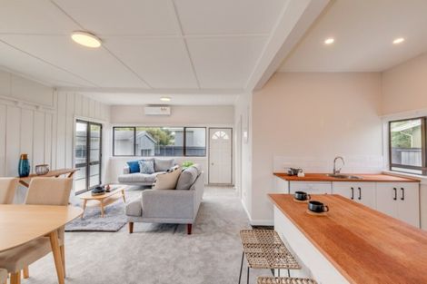 Photo of property in 20 Effingham Street, North New Brighton, Christchurch, 8083