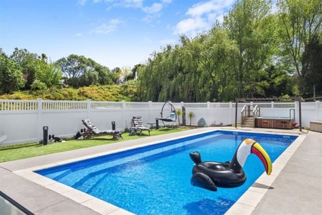 Photo of property in 2d Country Club Lane, Waiuku, 2123